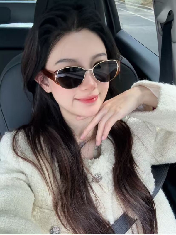 以安的第一张照片--天津王婆说媒